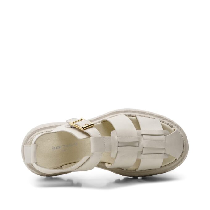 2B3DD30E-210F-4C48-BD45-AD3CF3CCEDC4