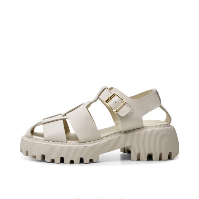 65ECB910-4C52-4C36-9524-B37F2CF55F85