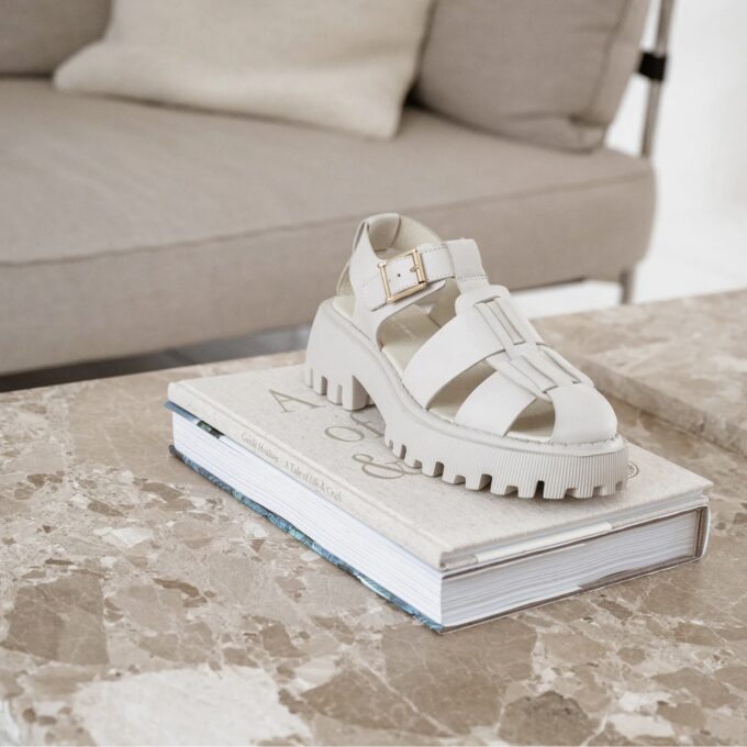 E23E63E2-CED1-4BD4-9DB8-F8C3D35A6FA0